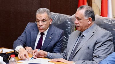 نقيب المحامين يجتمع باللجنة القضائية المشرفه علي المرحلة الاولي لانتخابات النقابات الفرعية