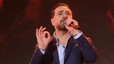 بحضور جماهيري كبير.. وائل جسار يتألق في حفله بالعاصمة الإدارية 
