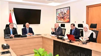 وزير الموارد المائية والري ورئيس الجهاز المركزي يبحثان عدد من الموضوعات المشتركة 