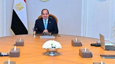 الرئيس السيسي يجتمع مع مجلس الوزراء لمتابعة مُستجدات تطوير قرى الريف المصري