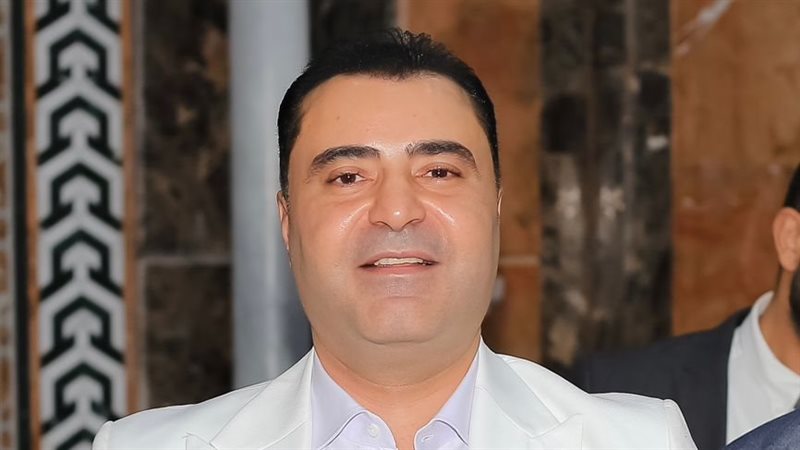 رجل الأعمال المهندس