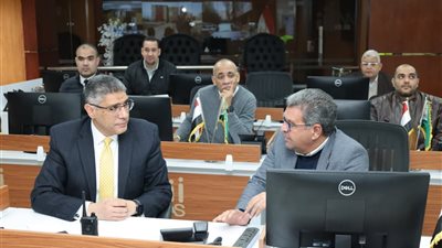 محافظ الجيزة يقود حملات لإزالة موقف عشوائي للتوك توك بمدخل المجزر الآلي