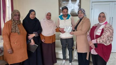 تعليم الكبار..ومديرية العمل بالسويس وفرا فرصة عمل لمواطن من أصحاب ذوي الهمم