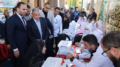 محافظ الإسماعيلية يشهد فعاليات مبادرة «دمتم سند» بمركز قنطرة شرق