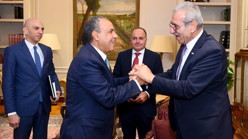 وزير الخارجية 