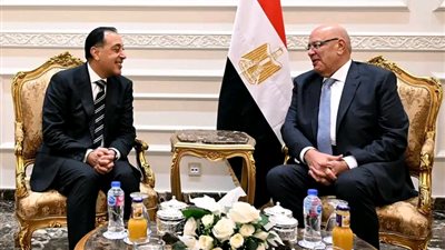 رئيس الوزراء يهنئ المستشار هشام بدوي رئيس مجلس النواب بتولي مهام منصبه