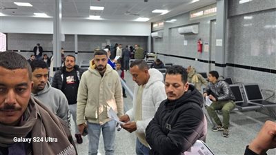 وزارة العمل تبدأ اختبارات المتقدمين للعمل بالأردن في مهنة عامل منشار حجر