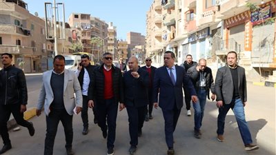 محافظ الجيزة : تطوير ورصف طريق جسر المنوات بالحوامدية بطول 2 كم  
