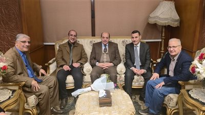 وكيل وزارة التربية والتعليم بالمنوفية يهنئ القيادات الأمنية بعيد الشرطة الـ74