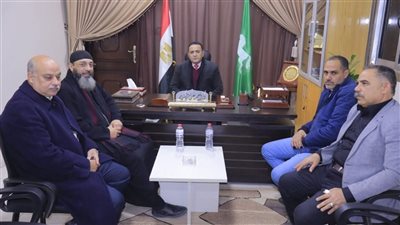 رئيس مركز ومدينة كفر صقر يستقبل وفد كنيسة مارجرجس لبحث سبل التعاون 