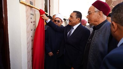 محافظ مطروح يفتتح 4 مساجد جديدة بالجهود الذاتية