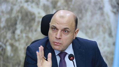 محافظ كفرالشيخ يتابع أعمال الرصف بمطوبس ضمن مشروعات الخطة الاستثمارية