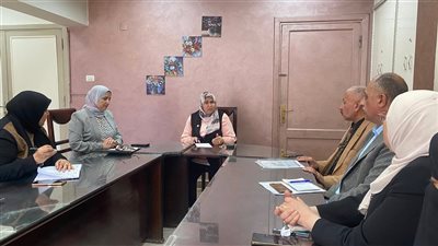 تعليم السويس  يجتمع بمديري الإدارات لبحث خطة الإستعداد للفصل الدراسي الثاني 