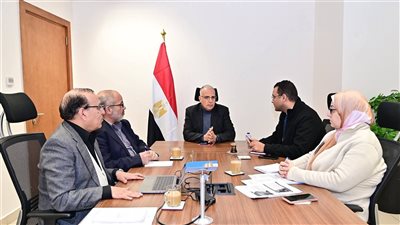  الدكتور سويلم يتابع أعمال حماية الشواطيء للتعامل مع التأثيرات السلبية لتغير المناخ
