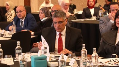 محافظ الجيزة يشهد تدشين فعاليات اليوم العالمي للأسرة والسلام ويشيد بتجربة البدرشين 