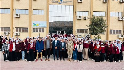 رئيس جامعة الدلتا التكنولوجية يشهد ختام دورتي التربية العسكرية والوطنية