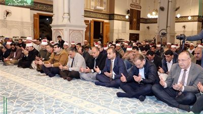 محافظ الشرقية يشهد إحتفالية ليلة النصف من شعبان بمسجد الفتح