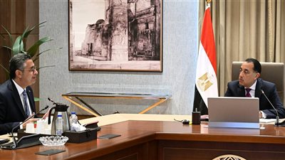رئيس الوزراء يُتابع خطط وزارة التموين لتطوير صناعة السكر وتعزيز المخزون السلعي  