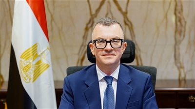 عقب أداء اليمين الدستورية الدكتور أحمد رستم وزير التخطيط يباشر مهام منصبه
