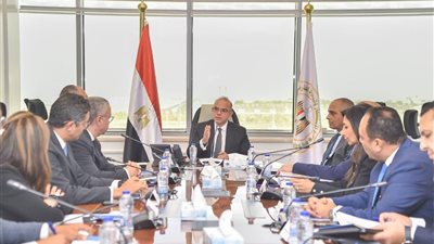 عقب حلف اليمين الدستورية..وزير الاستثمار يحدد الأولويات ويصدر تكليفات عاجلة لقيادات الوزارة