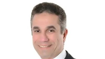 محمد سمير يمارس تمارين رياضية بندوة سياسية ويعلن يوماً رياضياً لتجمع الشباب 