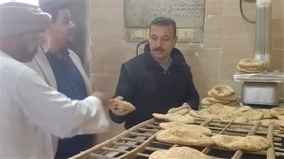 محافظ قنا يشدد الرقابة على الأسواق والمخابز ويؤكد:لا تهاون مع المتلاعبين بالدعم