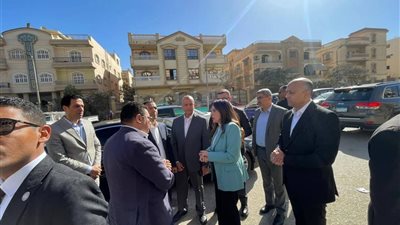  وزيرة الإسكان تقوم بجولة مفاجئة بمدينة القاهرة الجديدة