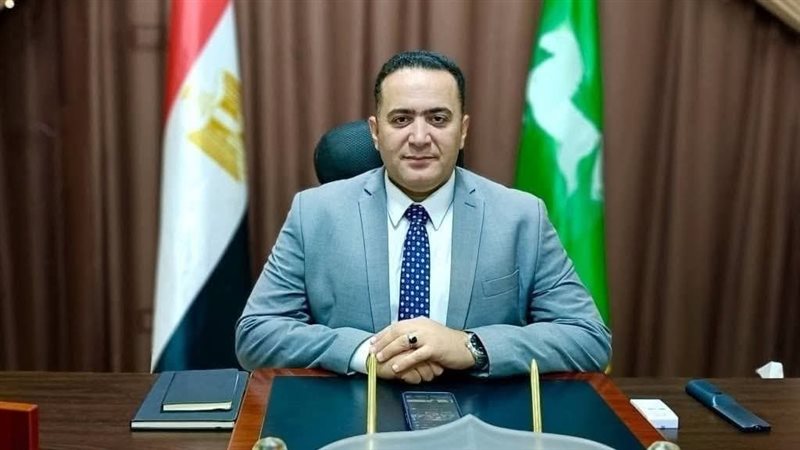 الدكتور أحمد المقدم