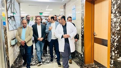 رئيس هيئة الرعاية الصحية يوجّه باستمرار المتابعة الطبية لمصابي حادث جنوب بورسعيد
