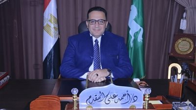رئيس مركز ومدينة كفرصقر يتابع حملة نظافة مكثفة بالوحدة المحلية بشيط الهوى