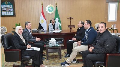 أعضاء مجلسي النواب والشيوخ يهنئون محافظ الشرقية بتجديد الثقة