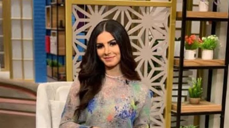 الفنانة إيناس الليثي