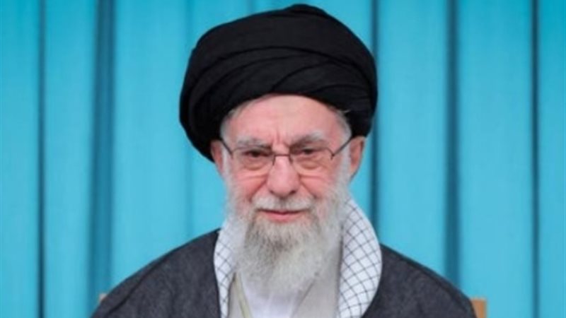 المرشد الإيراني علي