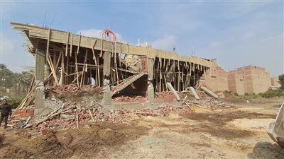 تنفيذًا لتكليفات محافظ الجيزة خلال متابعته بمركز السيطرة..إزالة حالات بناء مخالف بأبوالنمرس 