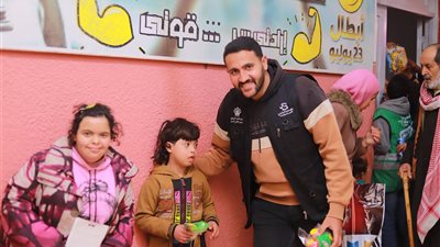 جمعية الدكتور مصطفى محمود تواصل تعبئة كراتين الخير خلال رمضان