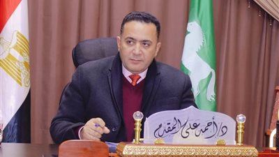 رئيس مركز ومدينة كفر صقر يتابع حملة نظافة مكثفة لتحسين المظهر الحضاري