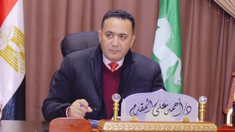 الدكتور أحمد المقدم