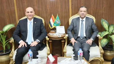 محافظ المنوفية يستقبل رئيس جامعة مدينة السادات بمكتبه ويبحثان أوجه التعاون المشترك 