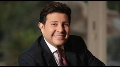 نادية مصطفى تكشف حقيقة الحالة الصحية للفنان هاني شاكر ونقله المفاجئ لفرنسا