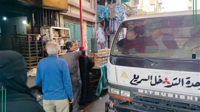 حملات مكبرة لإزالة الإشغالات واستعادة الانضباط بمراكز ومدن الشرقية