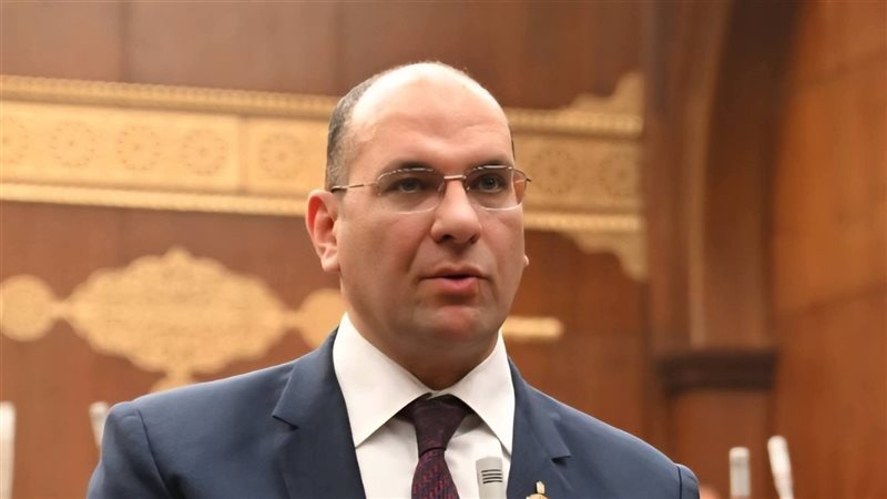 النائب أحمد إدريس