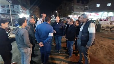 نائب محافظ الجيزة في جولة ليلية بمركز أبوالنمرس لتفقده السلع ومواقف السرفيس