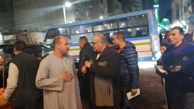 جولة ليلية لسكرتير عام محافظة الجيزة بشوارع العمرانية لمتابعة مستوى النظافة 