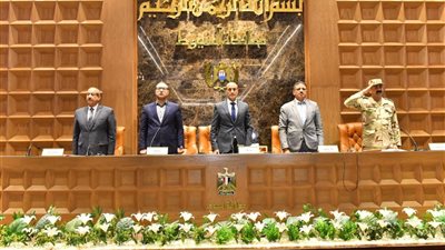 محافظ أسيوط يترأس الاجتماع الأول للمجلس التنفيذي ويوجه برفع درجة الاستعداد للعيد