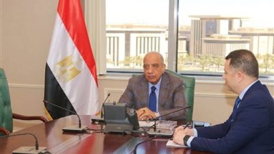 وزير الكهرباء يجتمع برئيس هيئة المحطات النووية لمتابعة مشروع المحطة النووية بالضبعة 