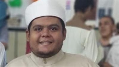 أحمد حمدي يكتب مكانٌ في الصف… أم مكانةٌ عند الله؟