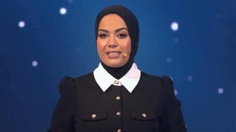  النائبة والإعلامية