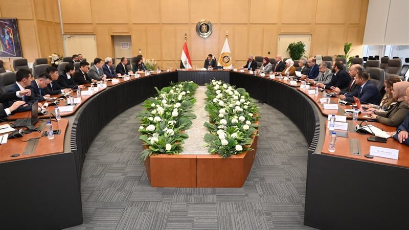 وزير الصناعة 