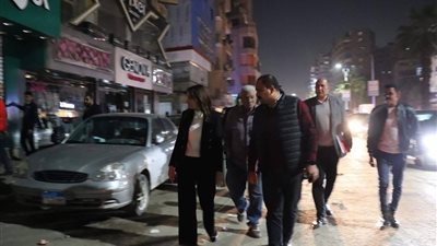 نائب محافظ الجيزة في جولة مفاجئة ببولاق الدكرور: غلق المحال المخالفة