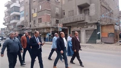 نائب السويس .. في جولة ميدانية بشوارع المدينة